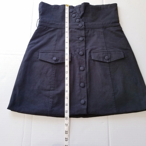 🌸 Lovers &‎ Friends | High Waist Mini Skirt, Black - Picture 8 of 13